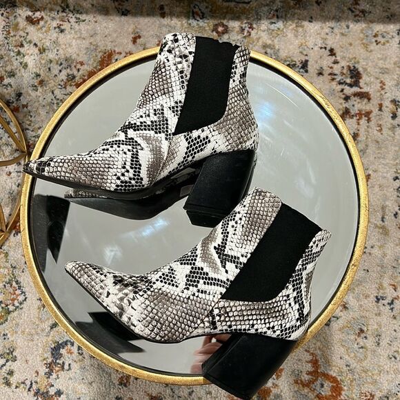 Snake Booties - Picture 3 of 4